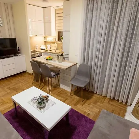 דירה 2018 I Wellness